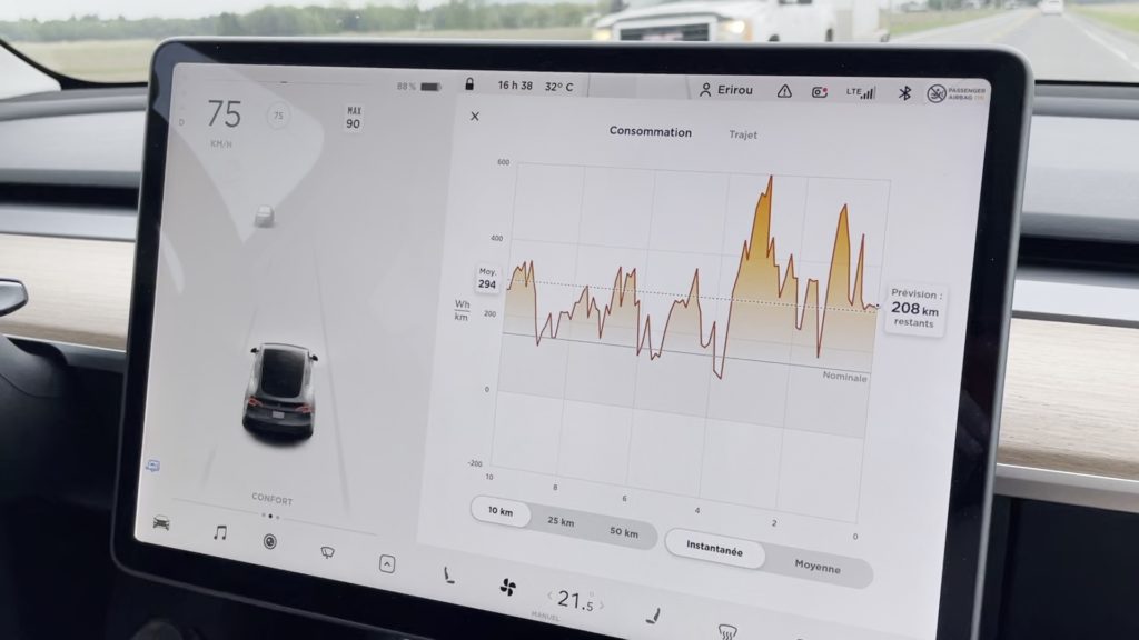 Autonomy of a Tesla Y with a trailer